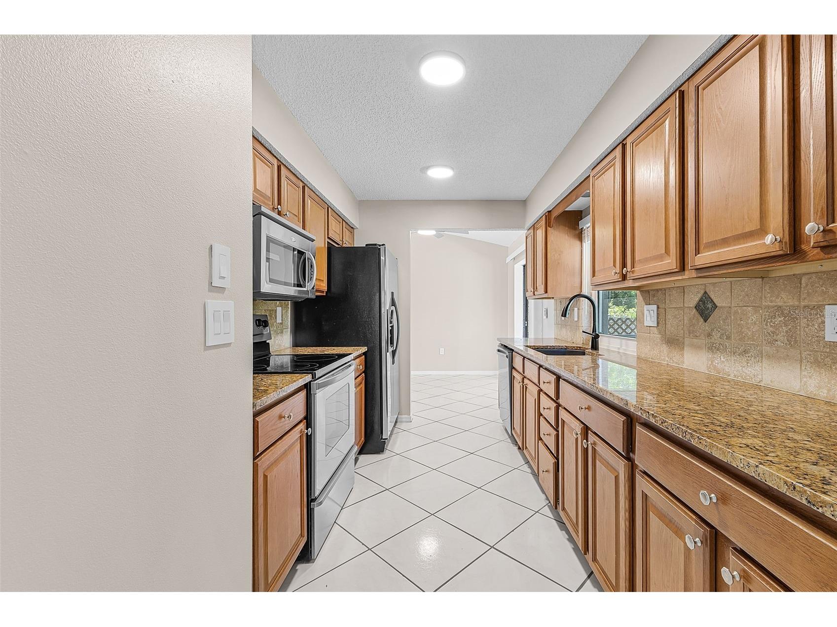 18271 Temple Avenue Port Charlotte FL 33948 OM725494 image9