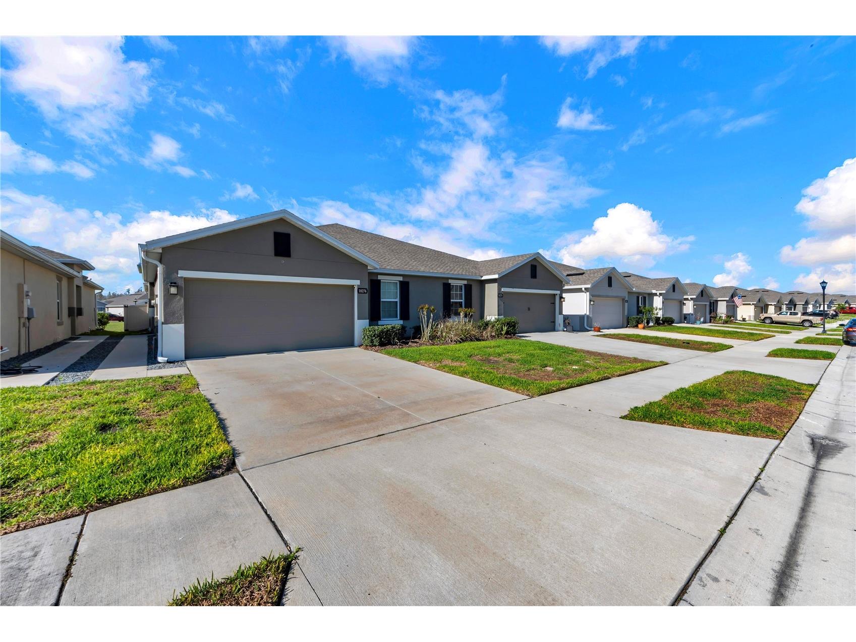 18276 Turning Leaf Circle Land O Lakes FL 34638 TB8488132 image1