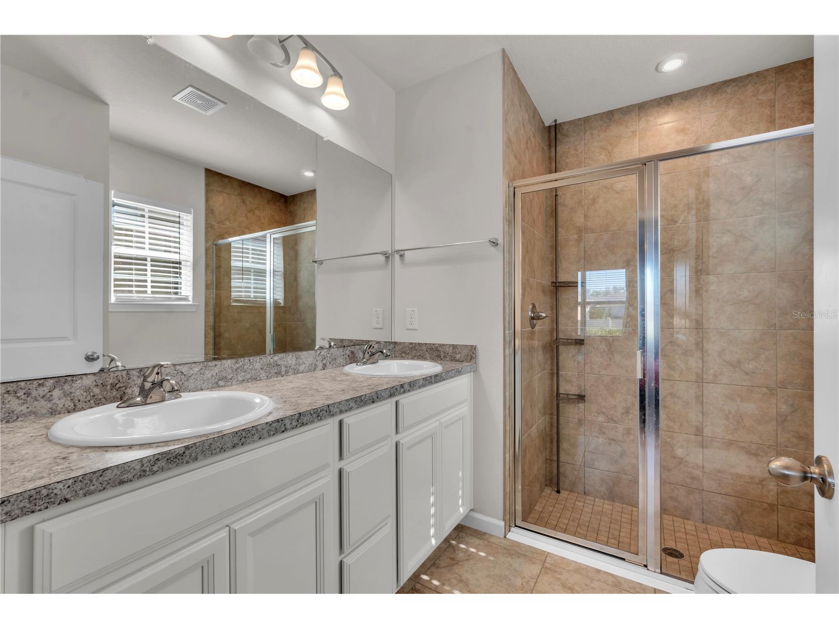 18276 Turning Leaf Circle Land O Lakes FL 34638 TB8488132 image17