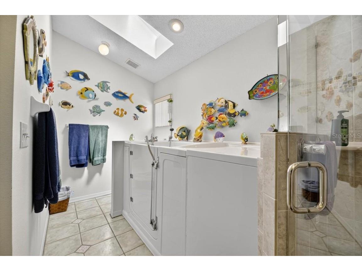 1828 E Del Webb Boulevard Sun City Center FL 33573 TB8418278 image22