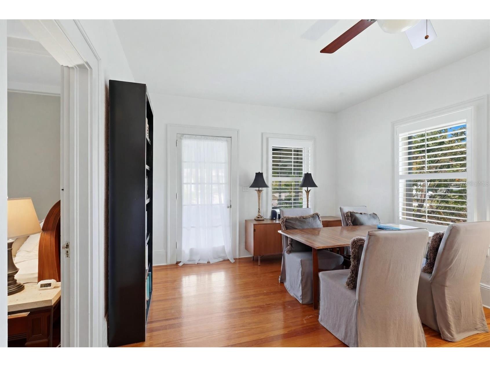 1828 Grove Street Sarasota FL 34239 A4694432 image12