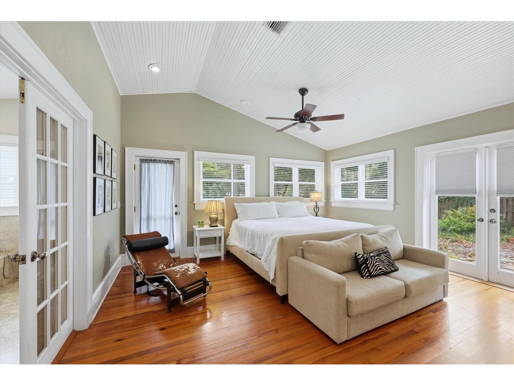 1828 Grove Street Sarasota FL 34239 A4694432 image18