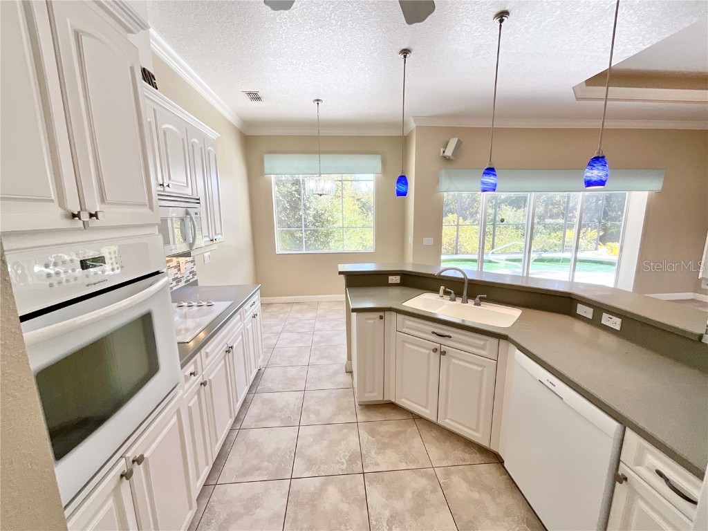 1828 Osprey Lane Lutz FL 33549 TB8457497 image8