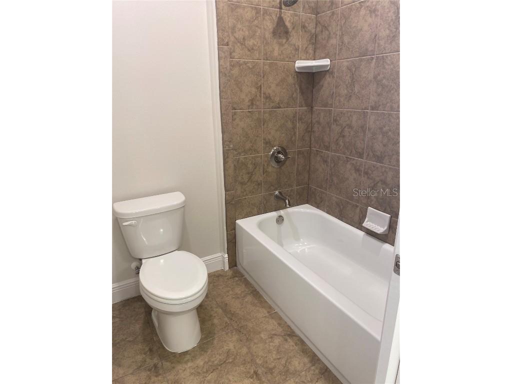 1828 Spaniel Avenue North Port FL 34288 OM690129 image6