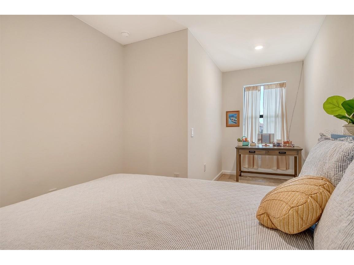 1828 Vanora Lane Sarasota FL 34240 A4662328 image14