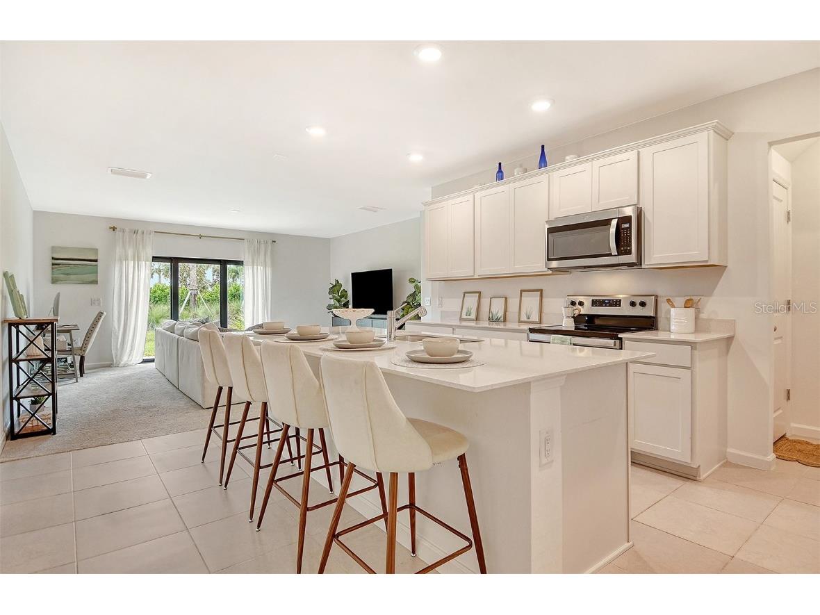 1828 Vanora Lane Sarasota FL 34240 A4662328 image3