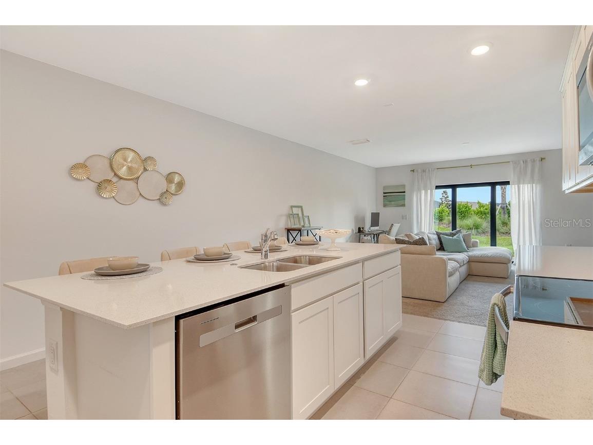 1828 Vanora Lane Sarasota FL 34240 A4662328 image8