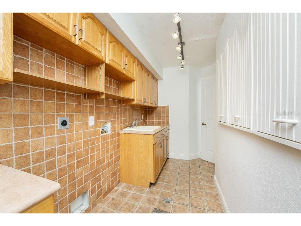 1828 Whispering Pines Circle Englewood FL 34223 D6139707 image35