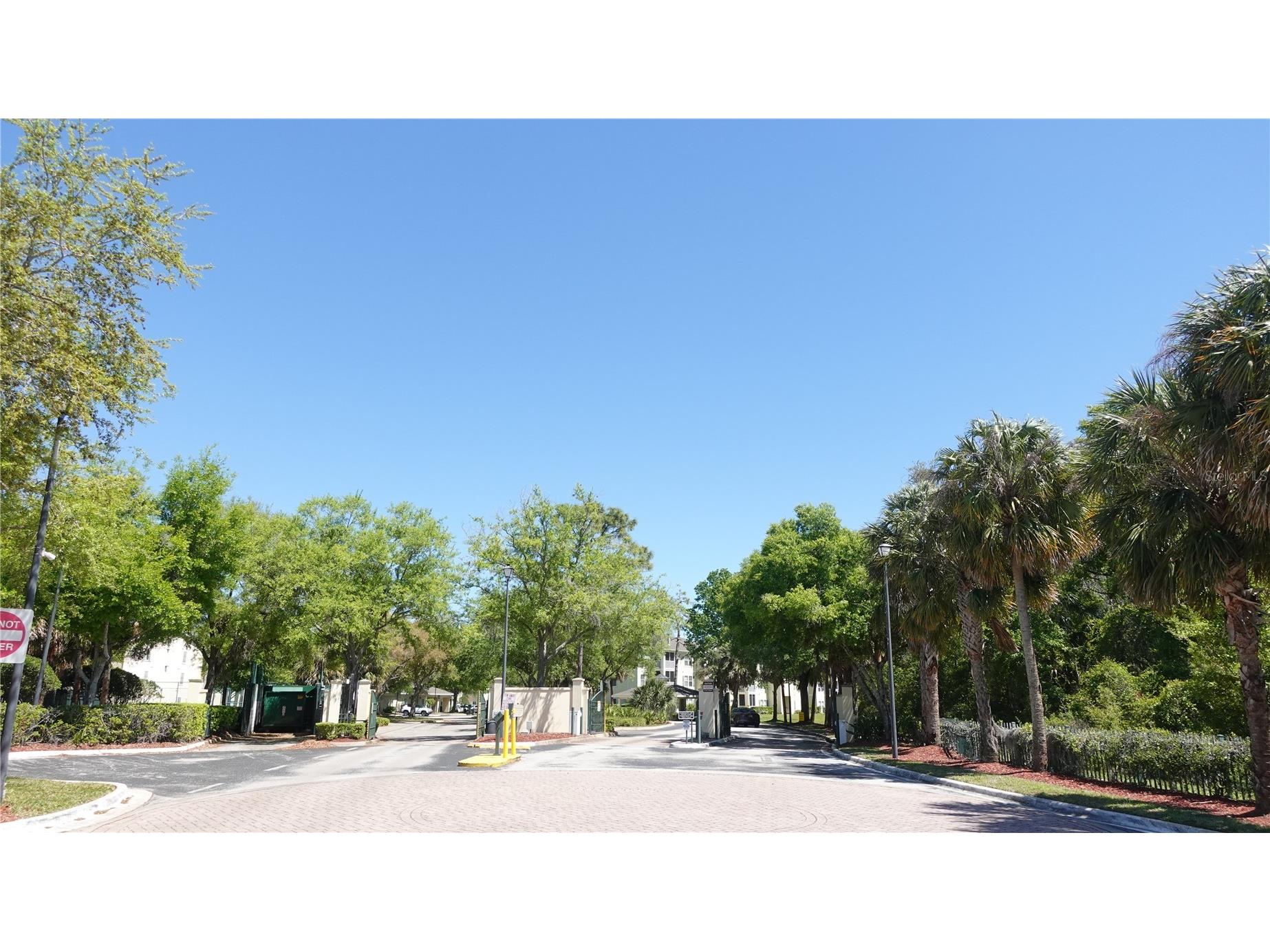 18281 Bridle Club Drive Tampa FL 33647 TB8488932 image9