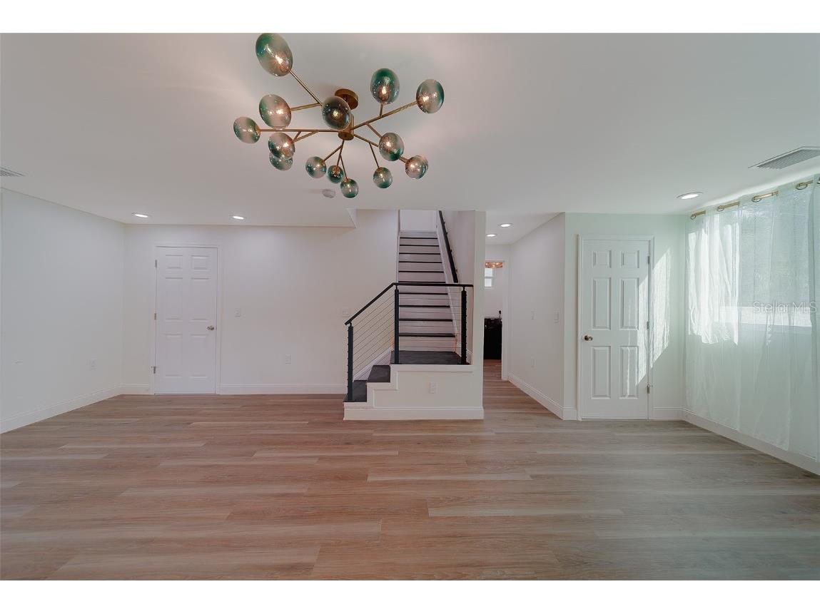 1829 27th Avenue N Saint Petersburg FL 33713 TB8449028 image17