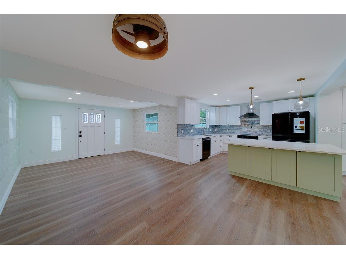 1829 27th Avenue N Saint Petersburg FL 33713 TB8449028 image22