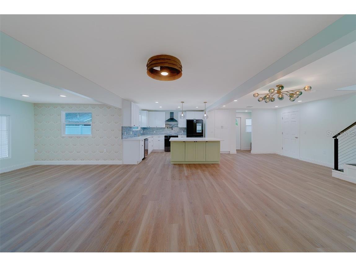 1829 27th Avenue N Saint Petersburg FL 33713 TB8449028 image23