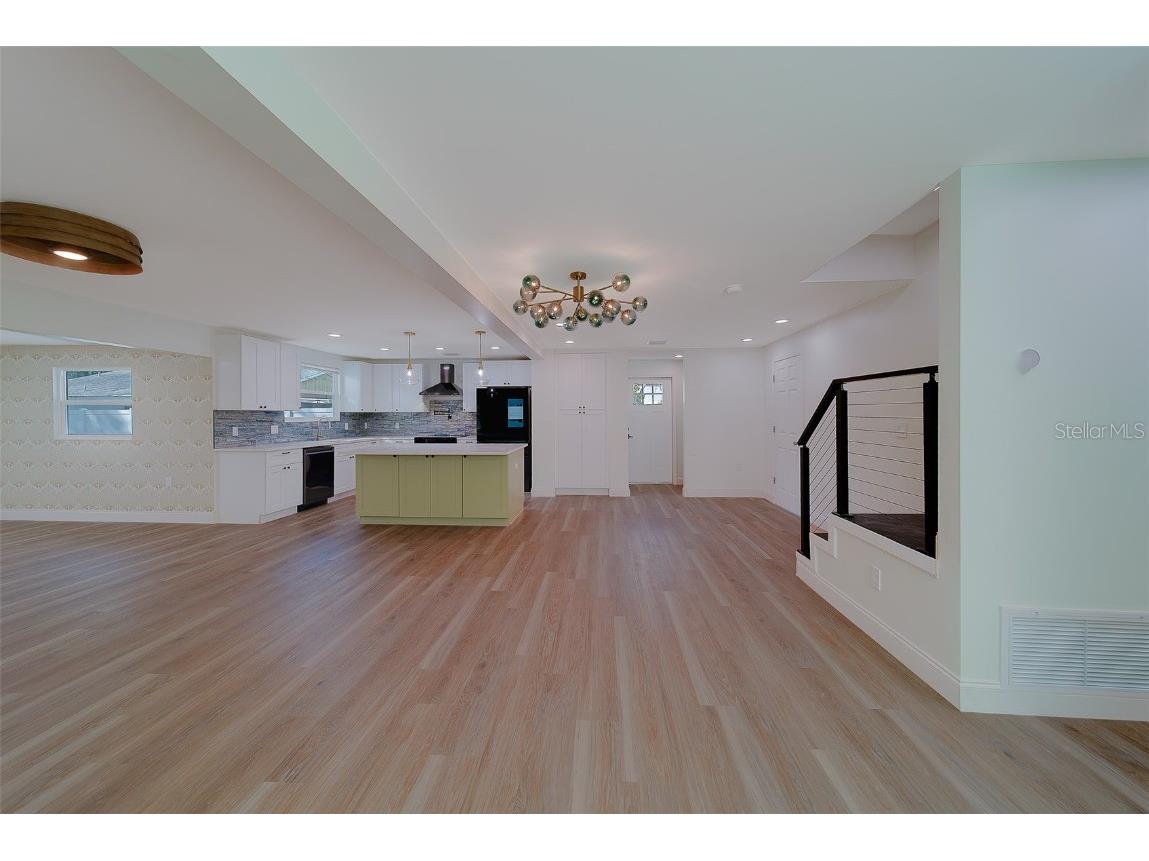 1829 27th Avenue N Saint Petersburg FL 33713 TB8449028 image25