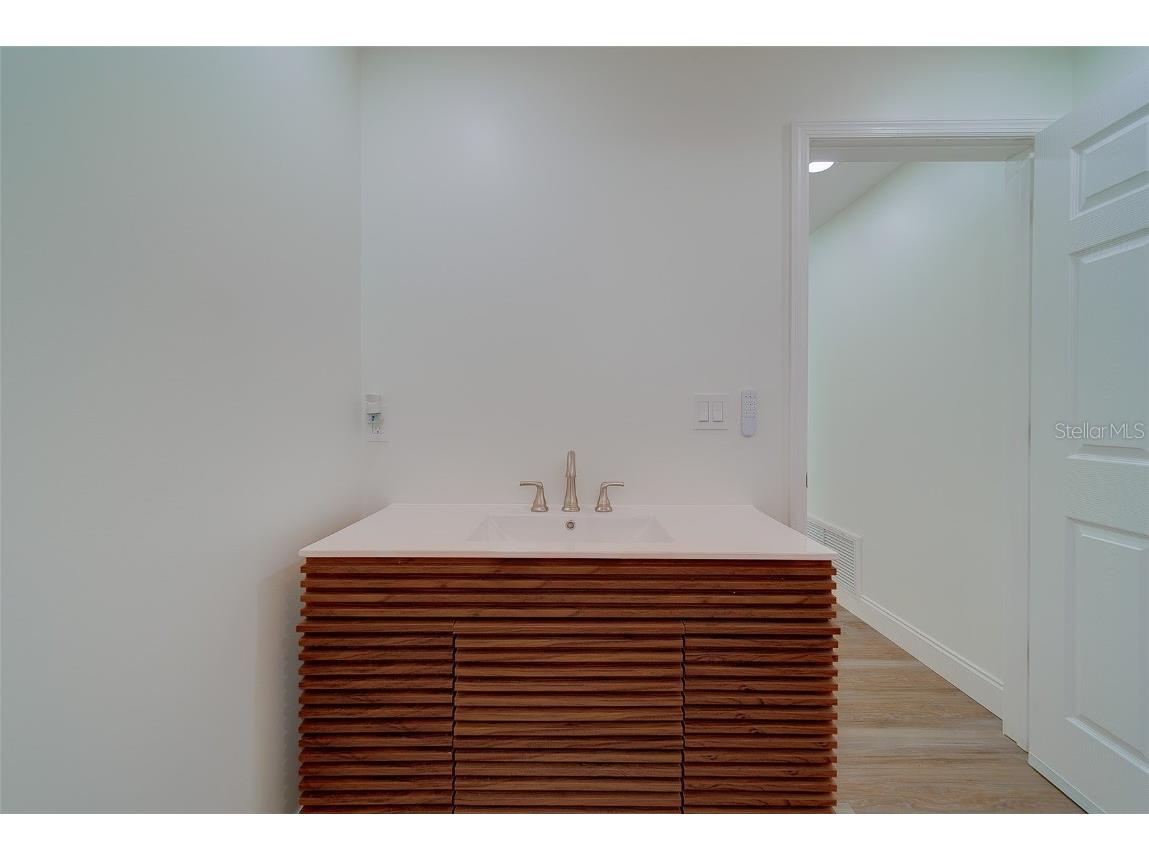 1829 27th Avenue N Saint Petersburg FL 33713 TB8449028 image30