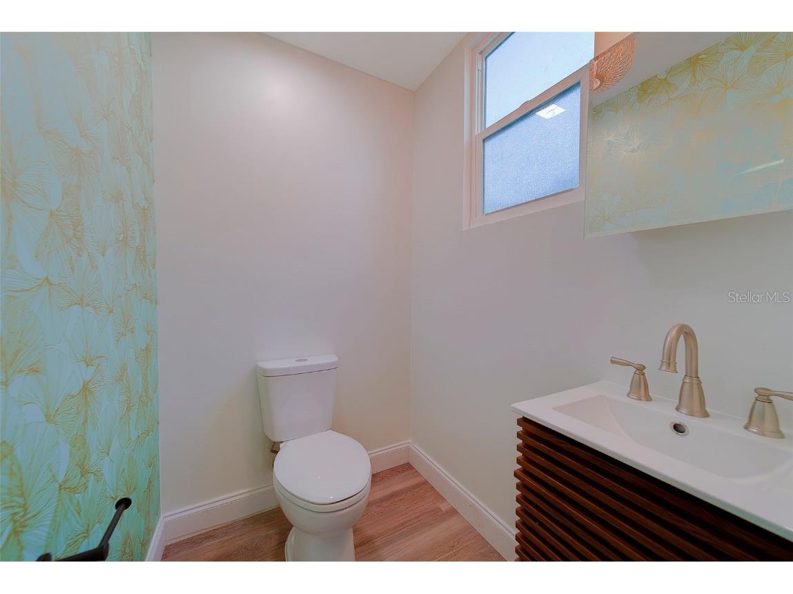 1829 27th Avenue N Saint Petersburg FL 33713 TB8449028 image32