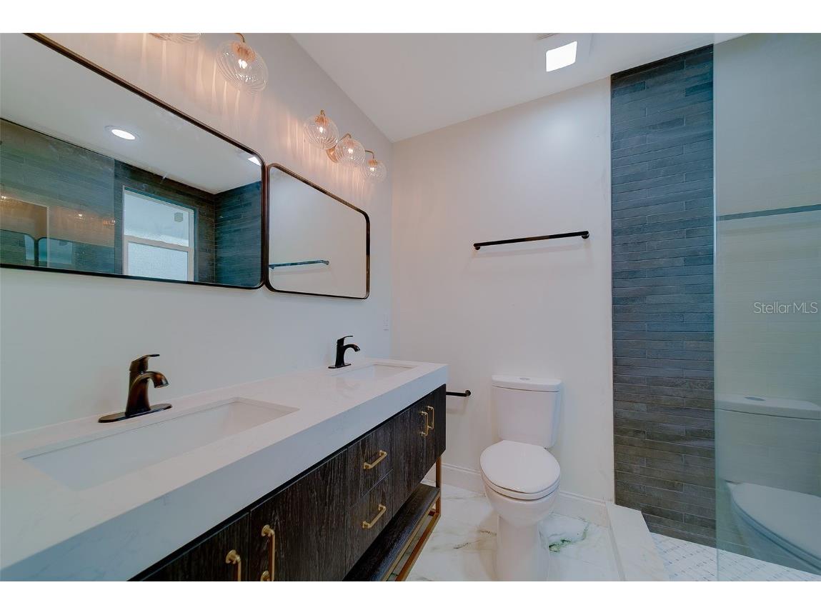 1829 27th Avenue N Saint Petersburg FL 33713 TB8449028 image38