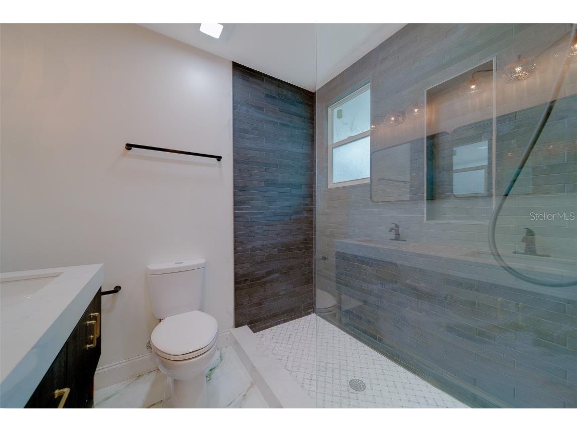 1829 27th Avenue N Saint Petersburg FL 33713 TB8449028 image39