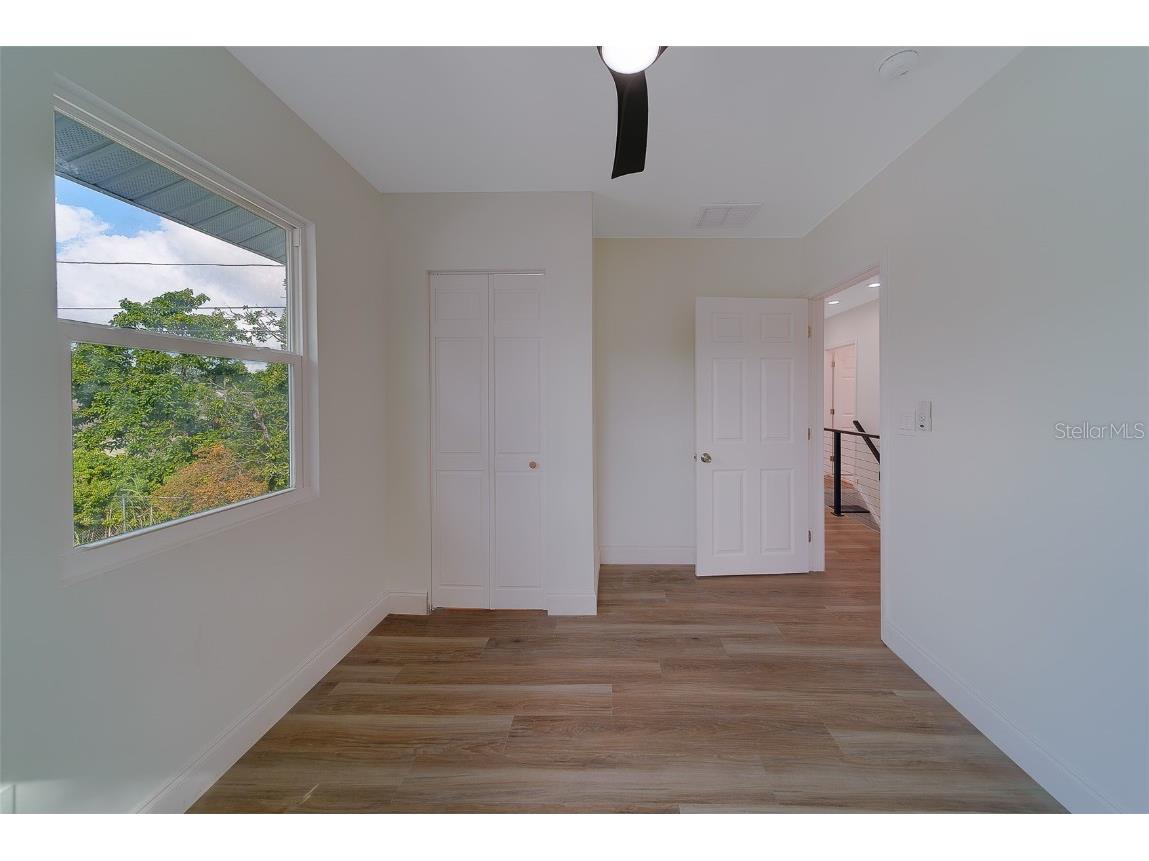 1829 27th Avenue N Saint Petersburg FL 33713 TB8449028 image44