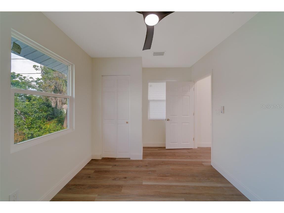 1829 27th Avenue N Saint Petersburg FL 33713 TB8449028 image48