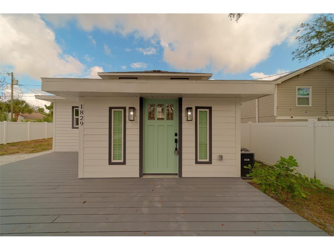 1829 27th Avenue N Saint Petersburg FL 33713 TB8449028 image5