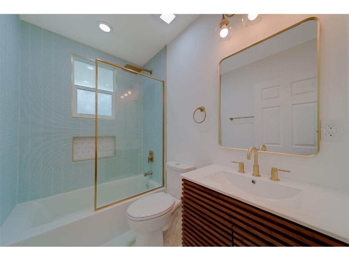 1829 27th Avenue N Saint Petersburg FL 33713 TB8449028 image50