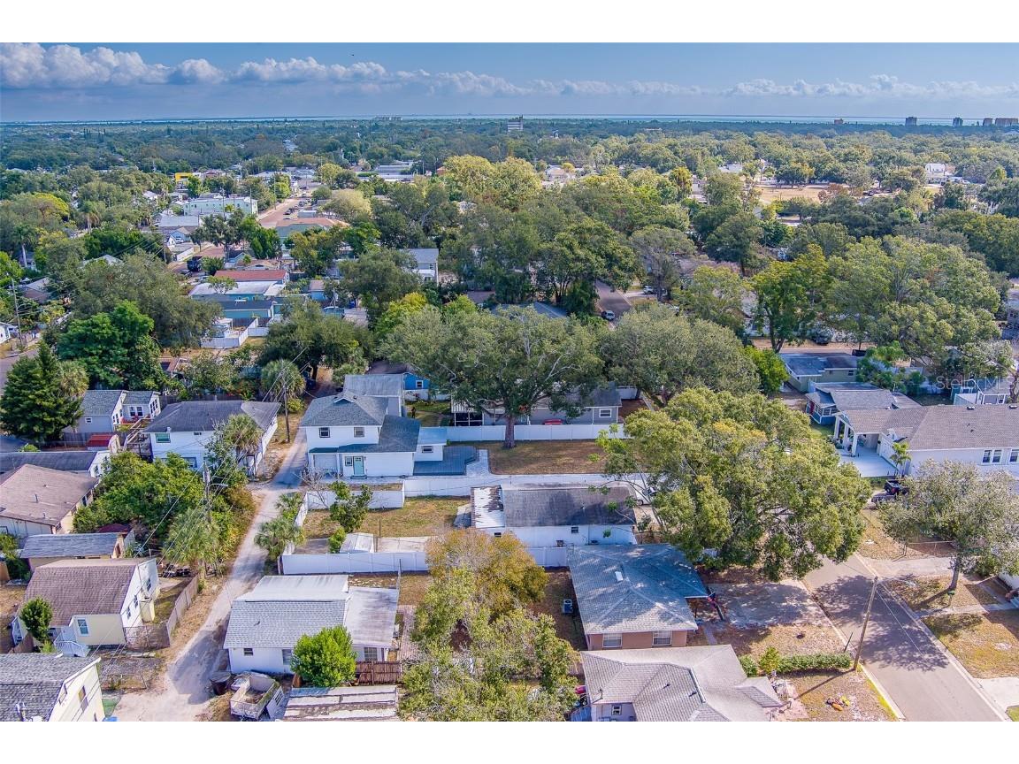 1829 27th Avenue N Saint Petersburg FL 33713 TB8449028 image68