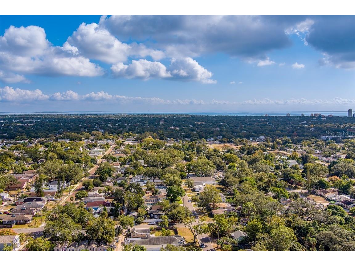 1829 27th Avenue N Saint Petersburg FL 33713 TB8449028 image80