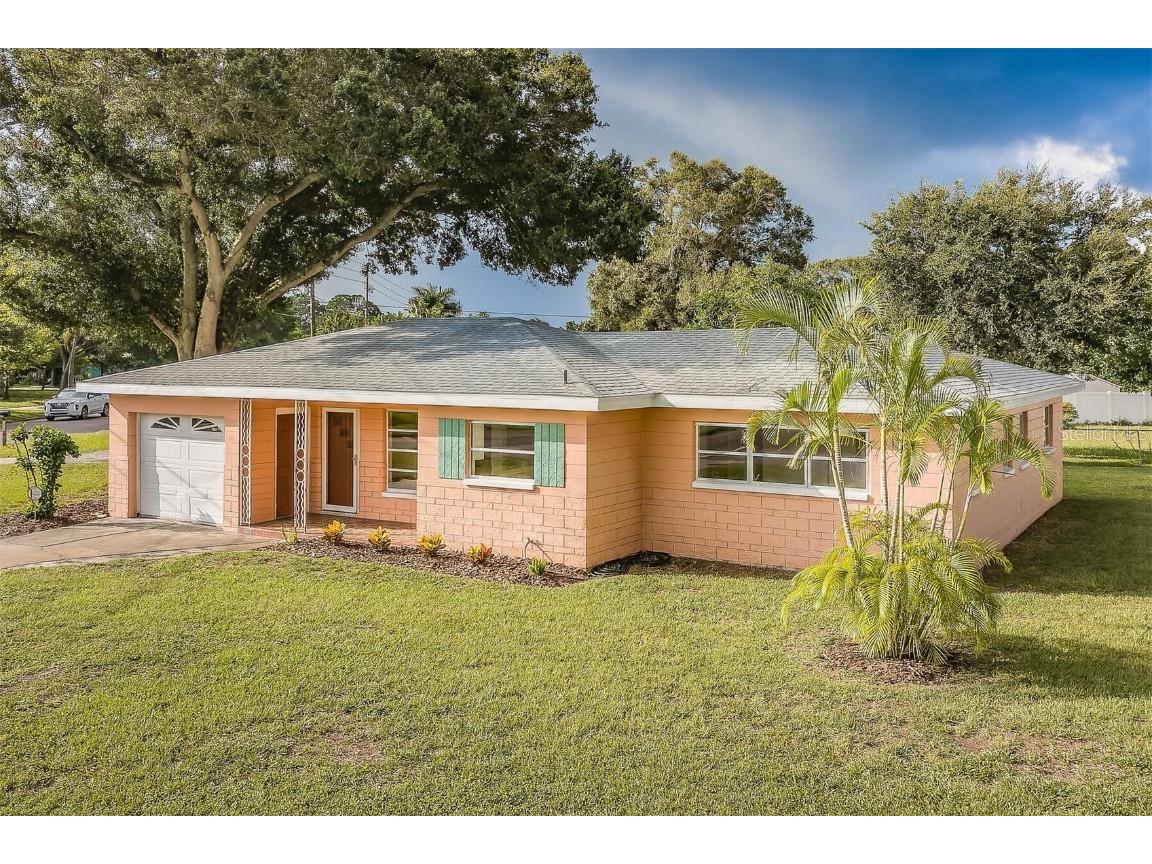 1829 58th Street S Gulfport FL 33707 U8213435 image1