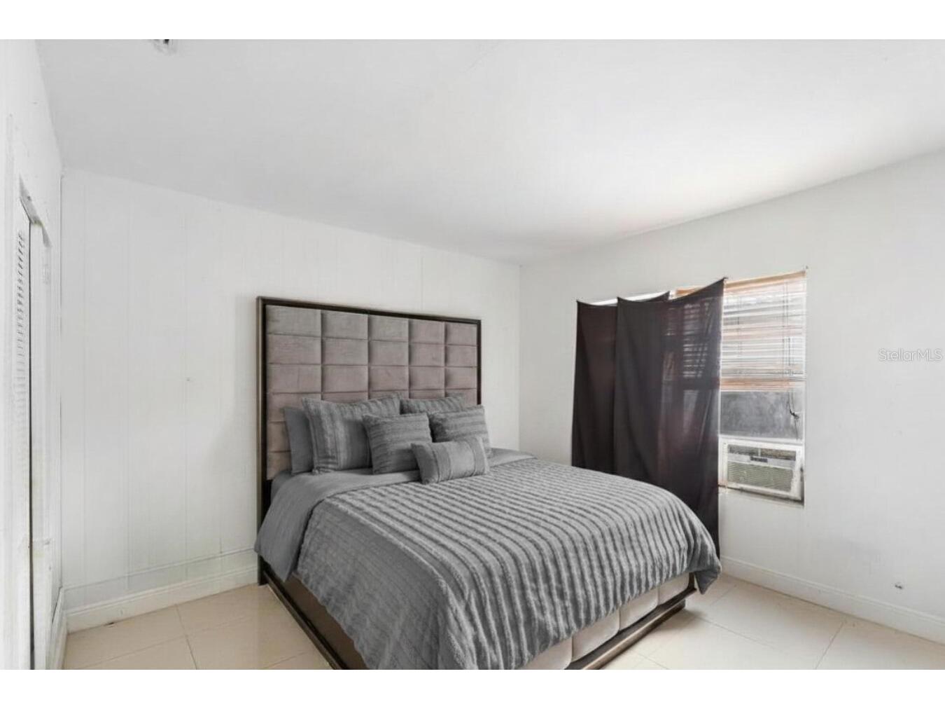 1829 5th Miami FL 33125 O6412208 image14