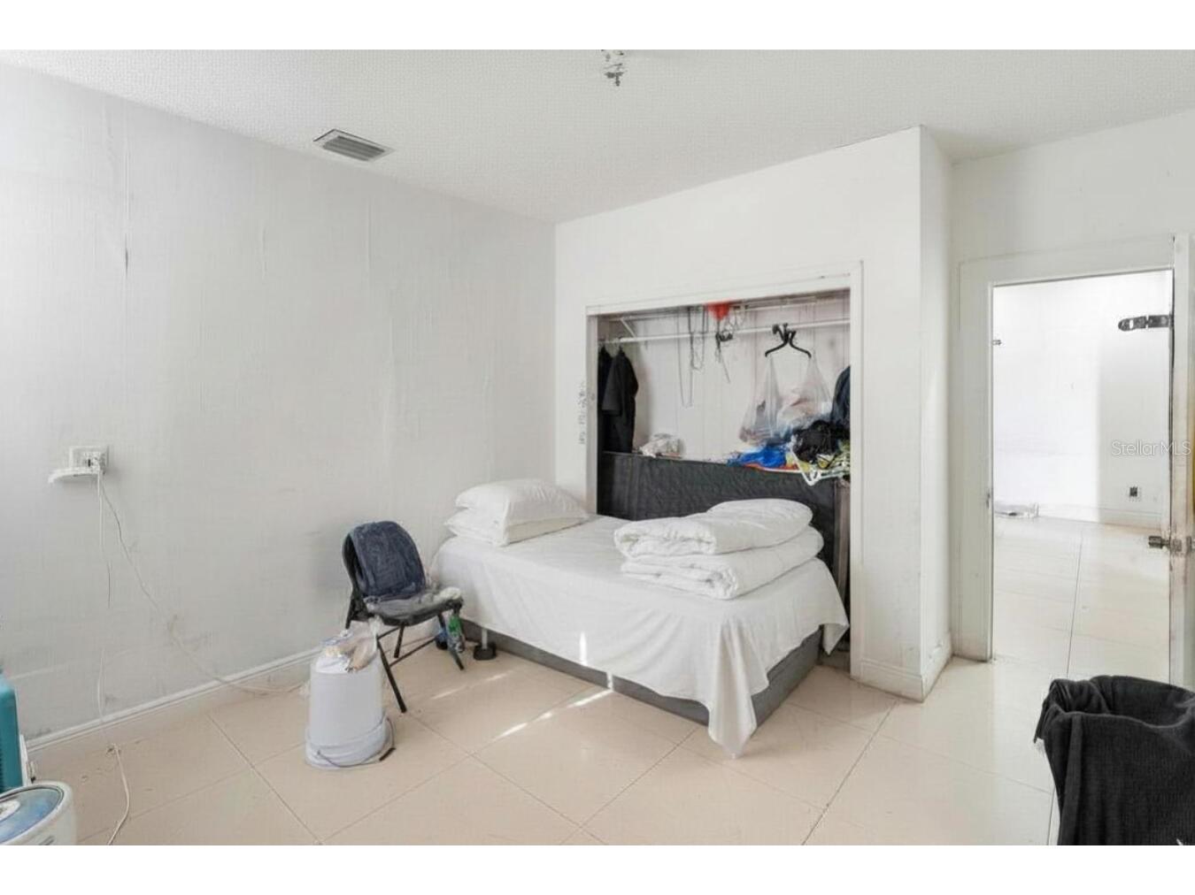 1829 5th Miami FL 33125 O6412208 image16