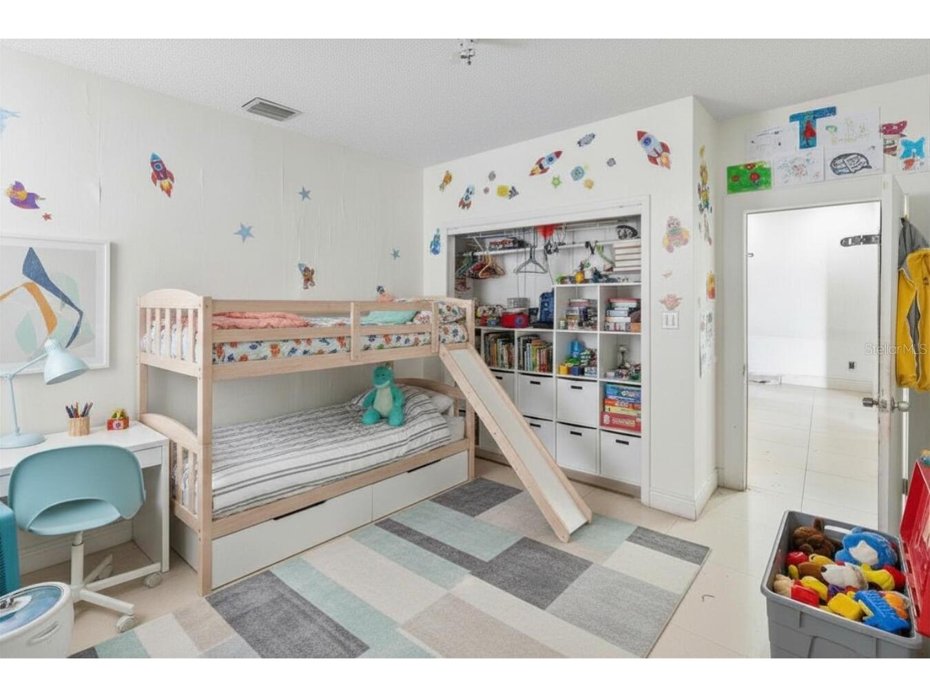 1829 5th Miami FL 33125 O6412208 image17
