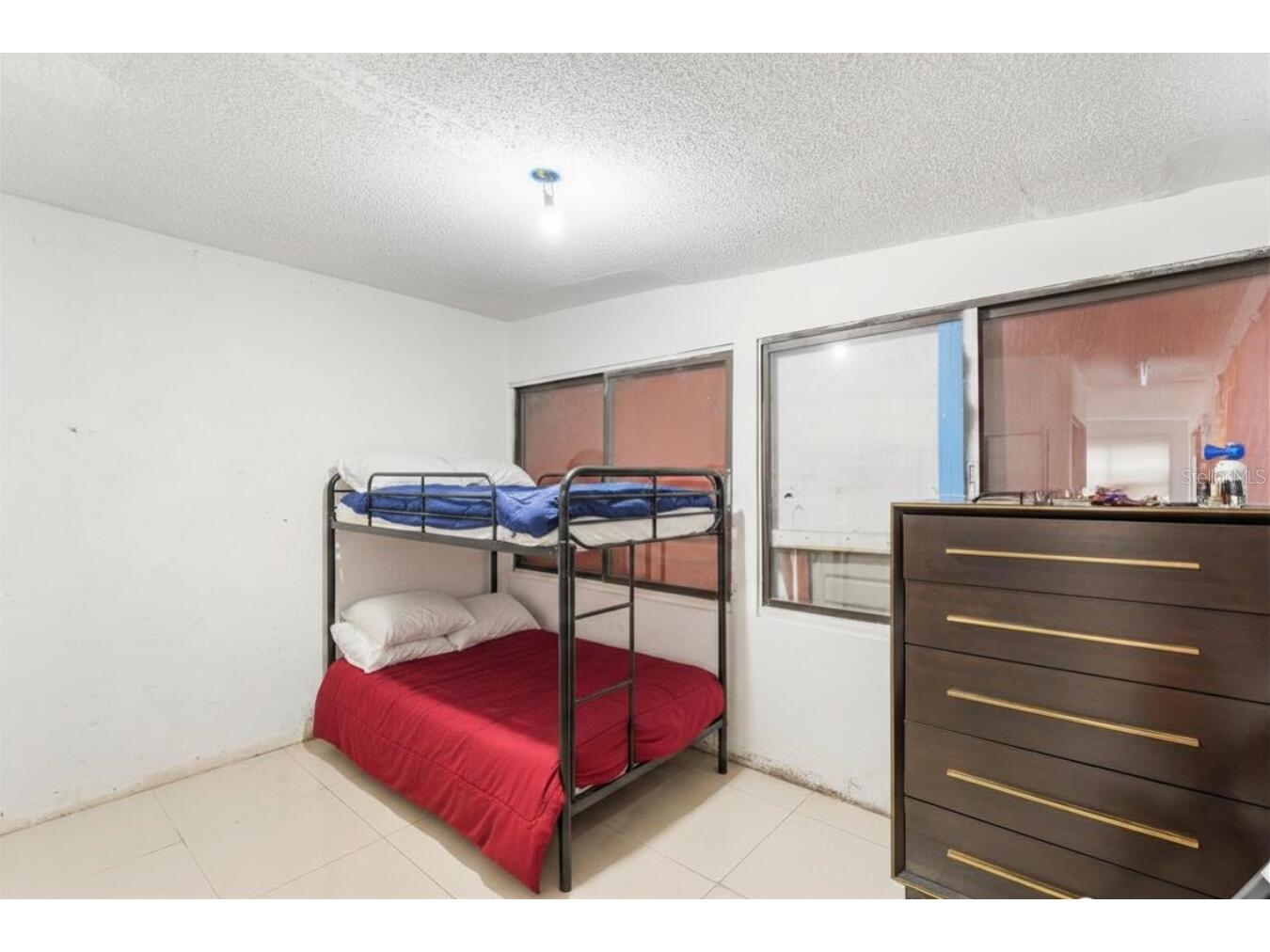 1829 5th Miami FL 33125 O6412208 image18