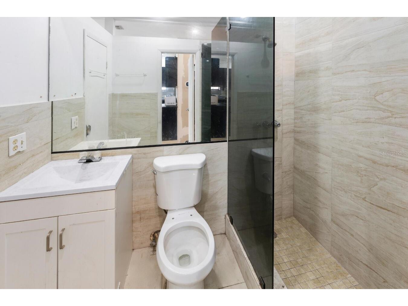 1829 5th Miami FL 33125 O6412208 image23