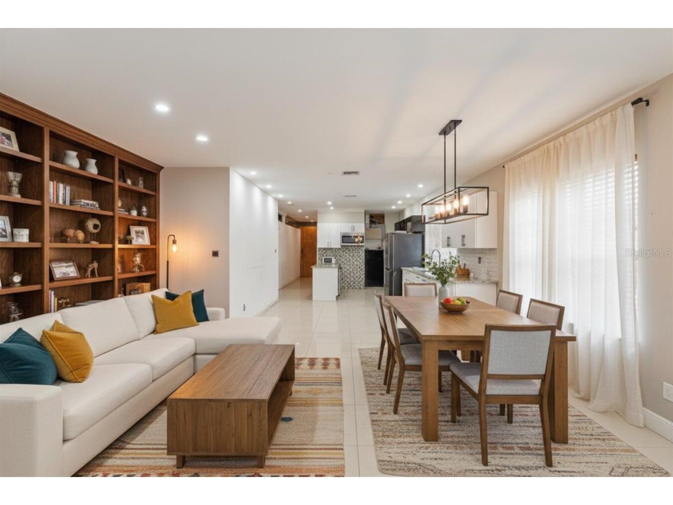 1829 5th Miami FL 33125 O6412208 image3