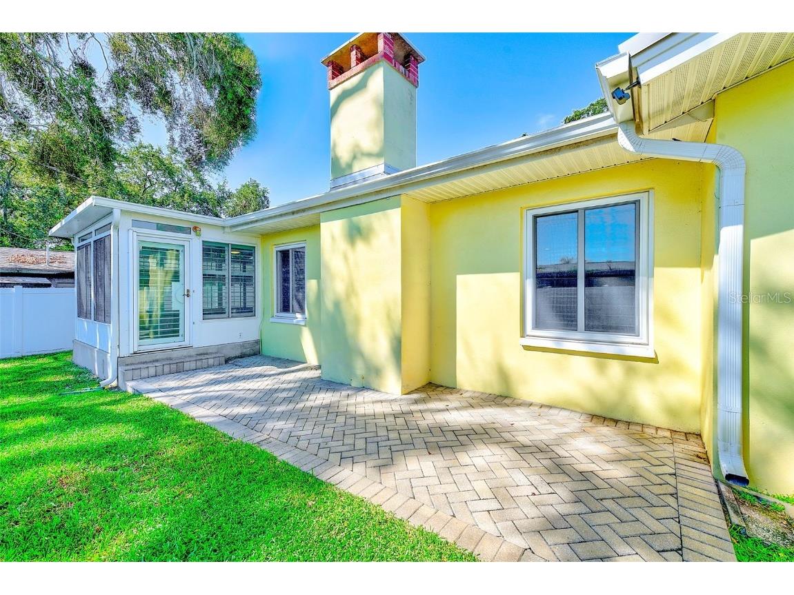 1829 Chateau Drive E Clearwater FL 33756 TB8430015 image29