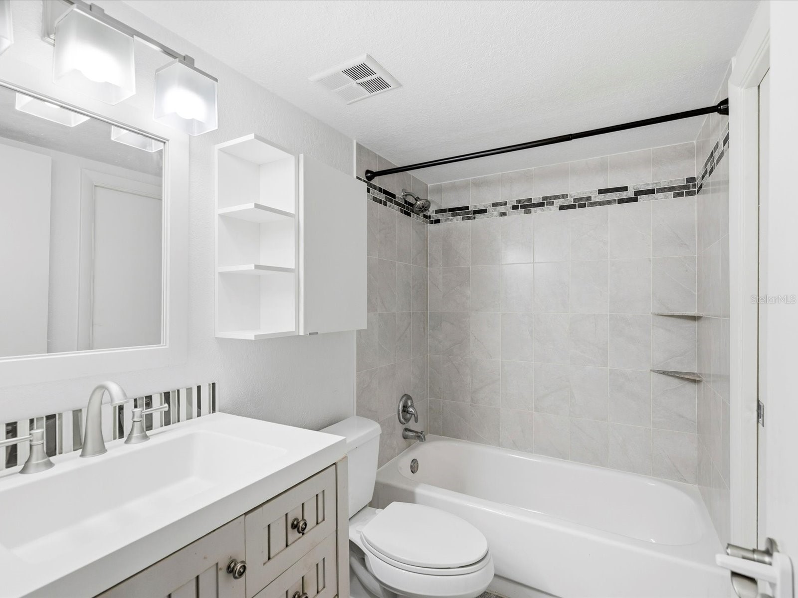 1829 Clearbrooke Drive Clearwater FL 33760 TB8457631 image17