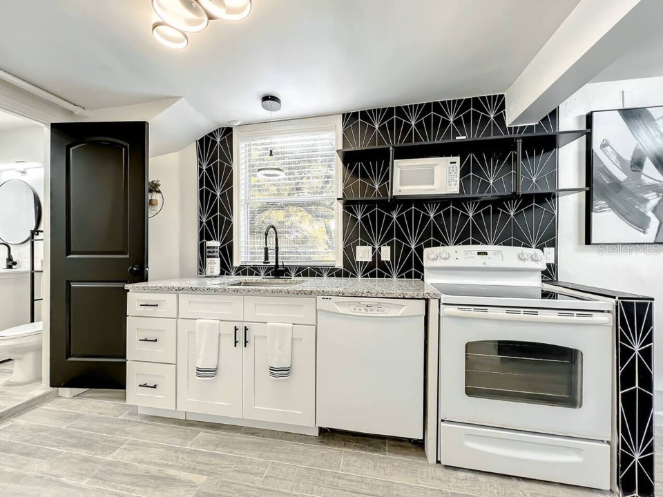 1829 Hollenbeck Drive Orlando FL 32806 O6385872 image29