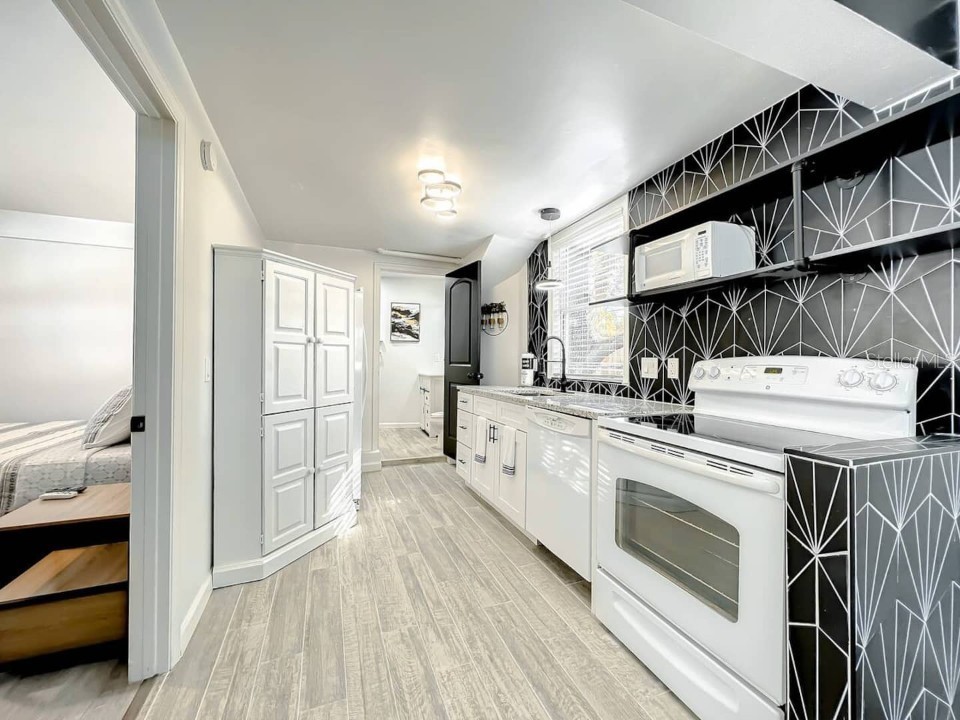 1829 Hollenbeck Drive Orlando FL 32806 O6385872 image30