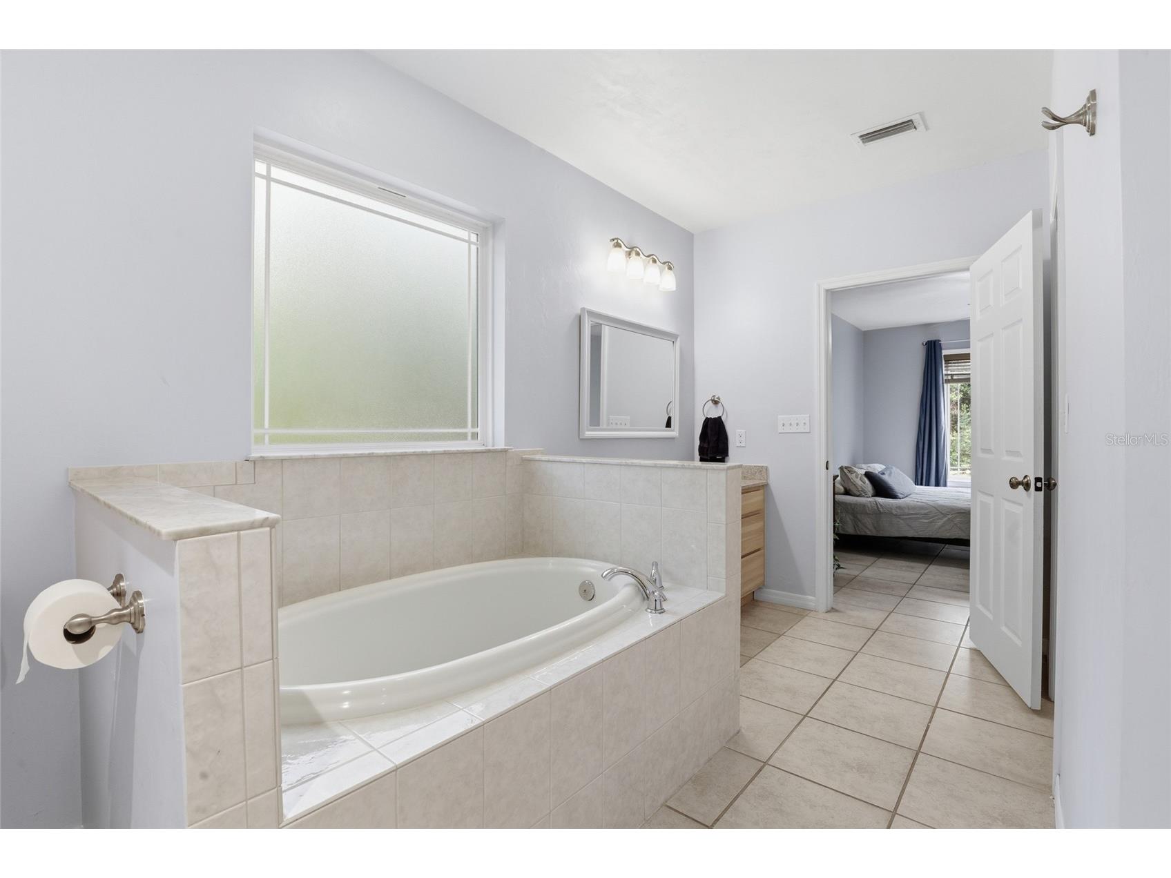 1829 NW 34th Street Gainesville FL 32605 GC536966 image26