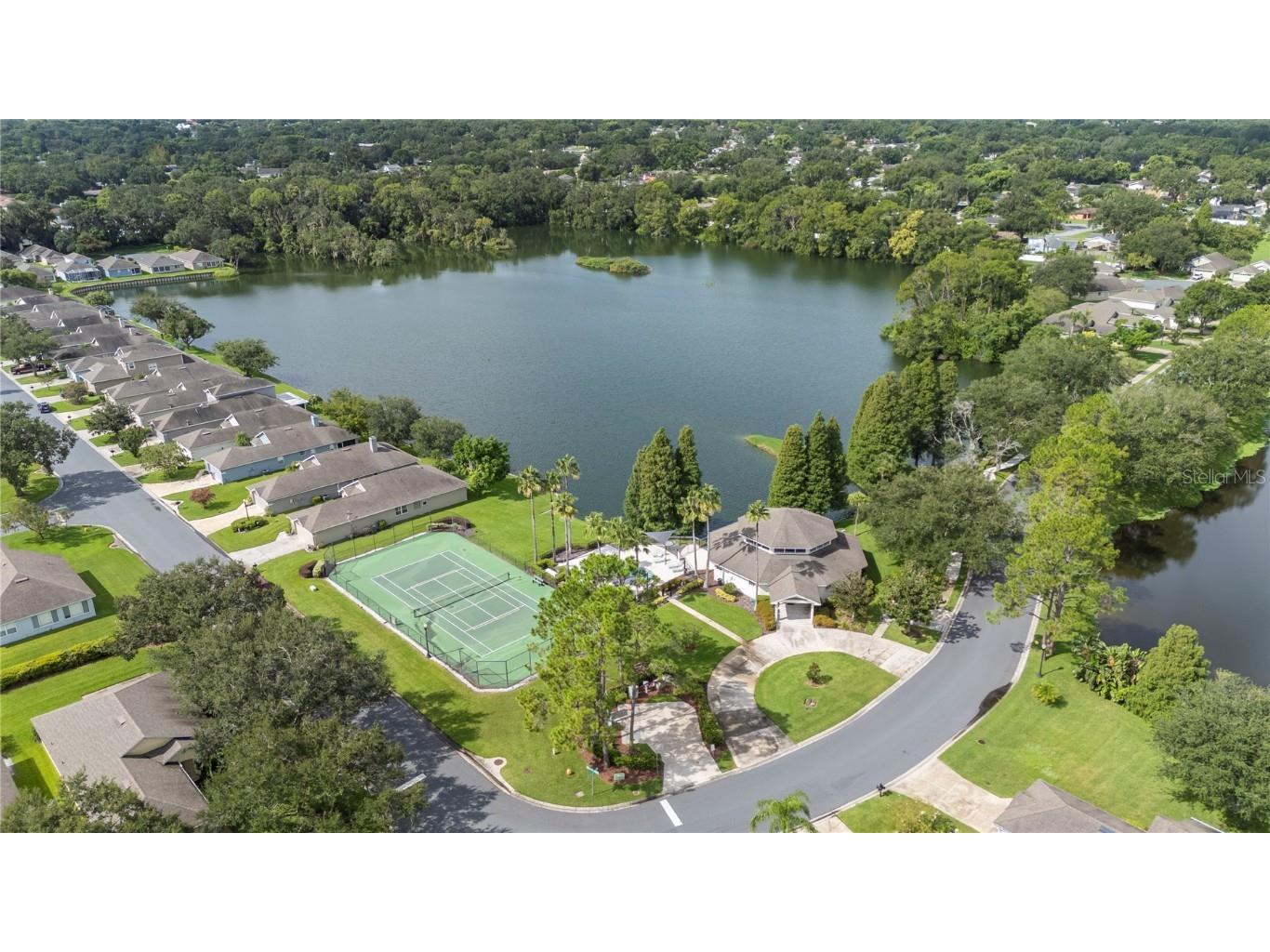 1829 Rocky Pointe Drive Lakeland FL 33813 L4955430 image54