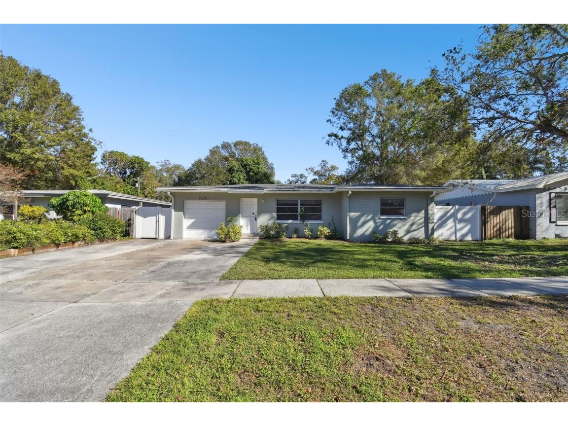 1829 West Drive Clearwater FL 33755 TB8335059 image1
