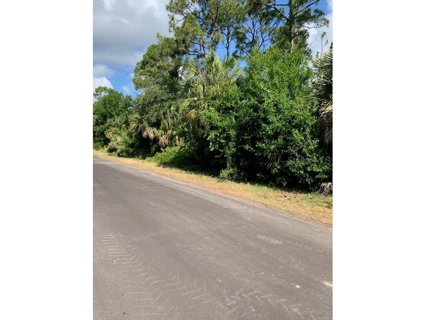 18298 Sarcee Avenue Port Charlotte FL 33948 C7492298 image1