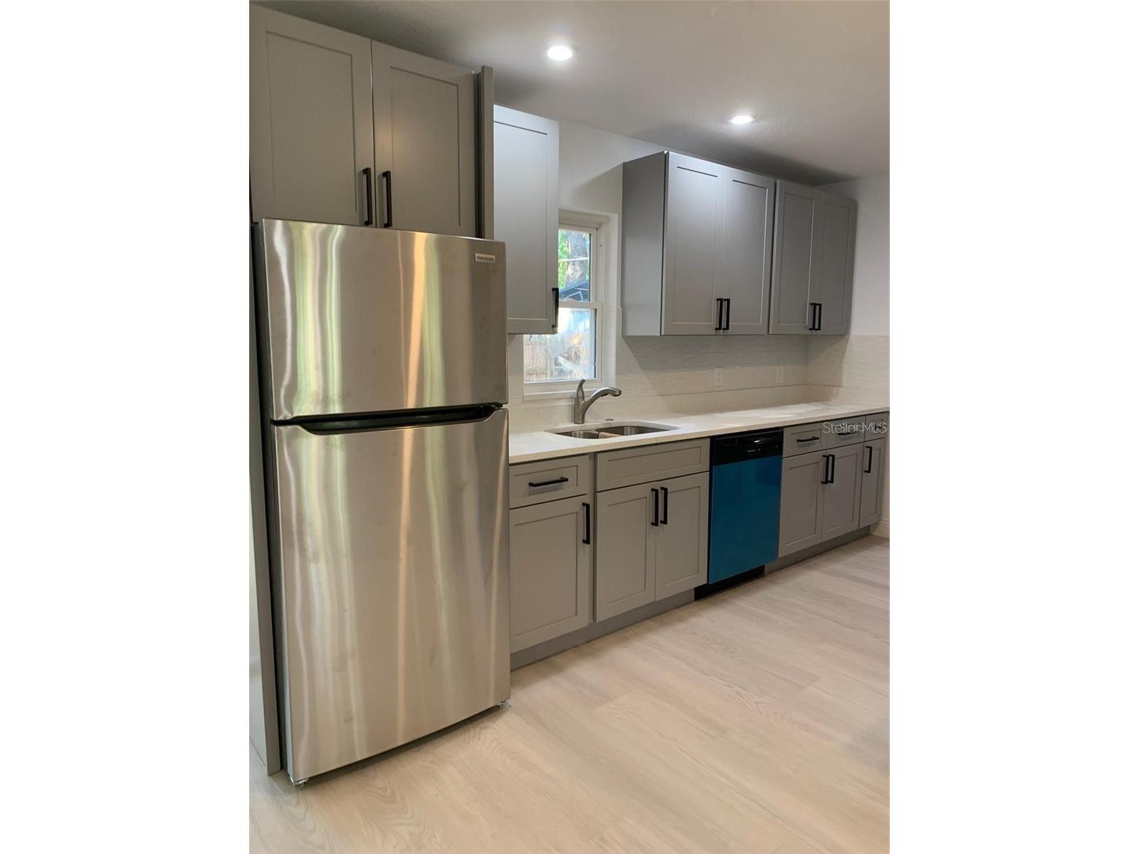 183 E Grand Bend Avenue Lake Mary FL 32746 O6423726 image4