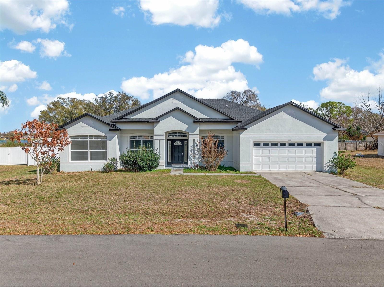 183 Lake Thomas Winter Haven FL 33880 P4937839 image1