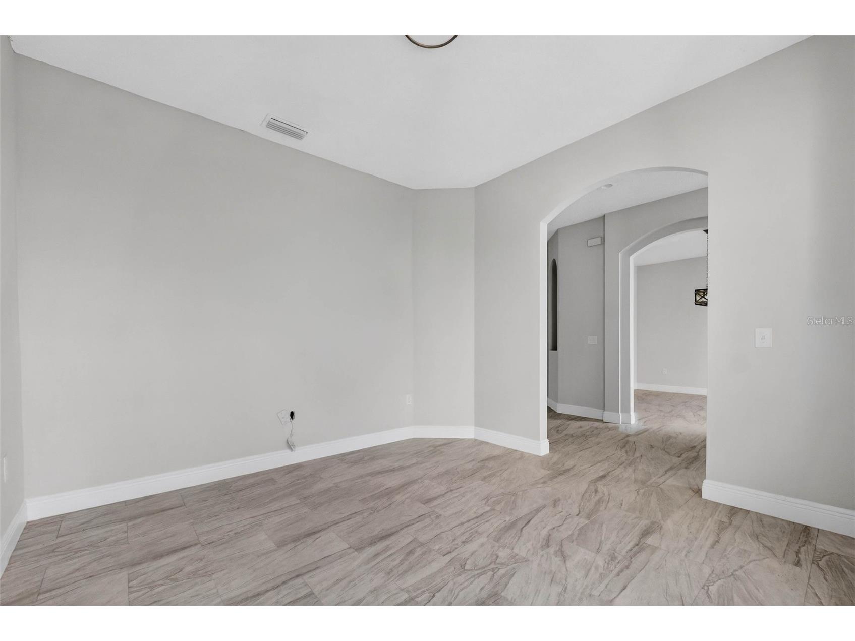 183 Lake Thomas Winter Haven FL 33880 P4937839 image10