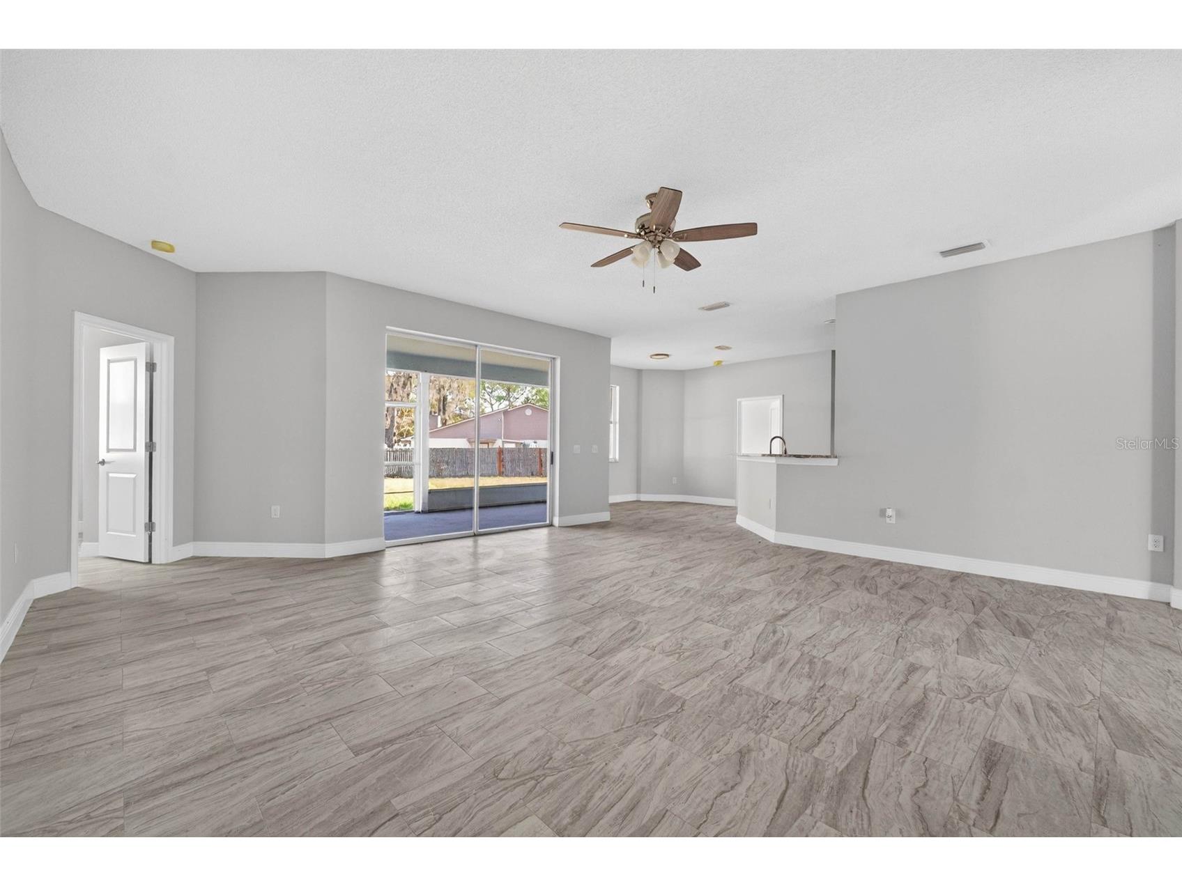 183 Lake Thomas Winter Haven FL 33880 P4937839 image17