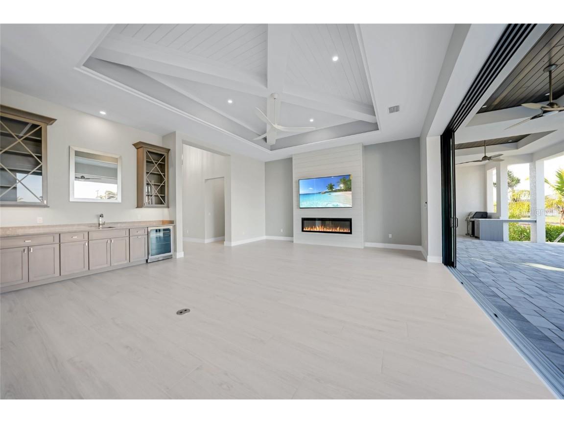 183 Maria Court Punta Gorda FL 33950 C7504383 image23