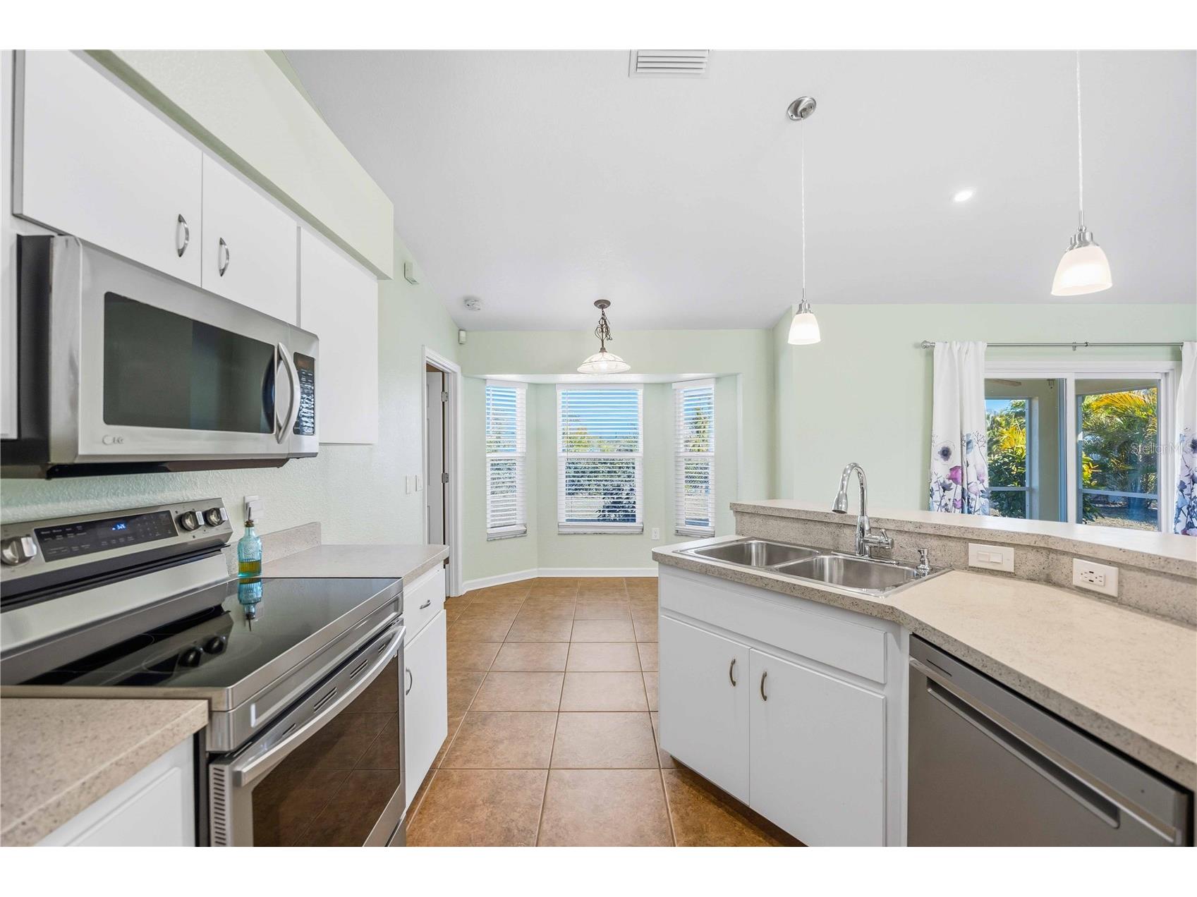 183 Mariner Lane Rotonda West FL 33947 D6146012 image12