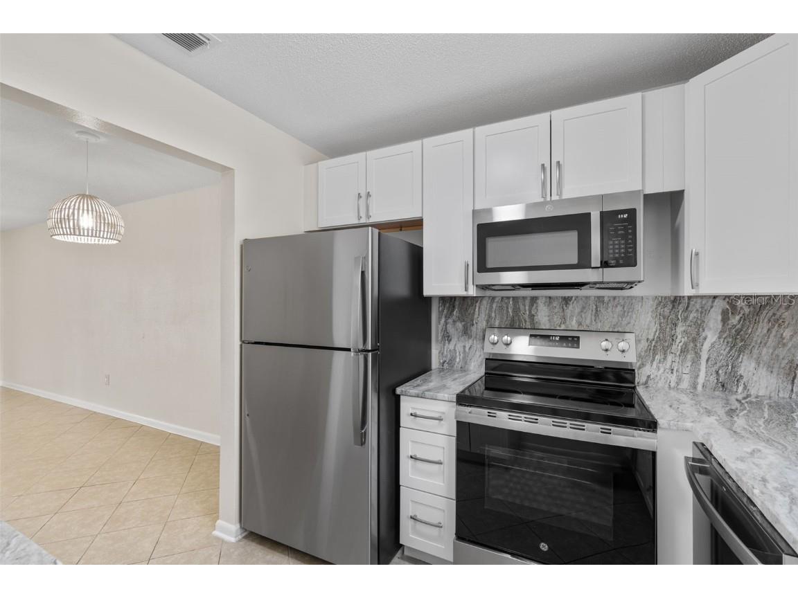 183 N Hill Avenue #90 Deland FL 32724 O6347897 image5