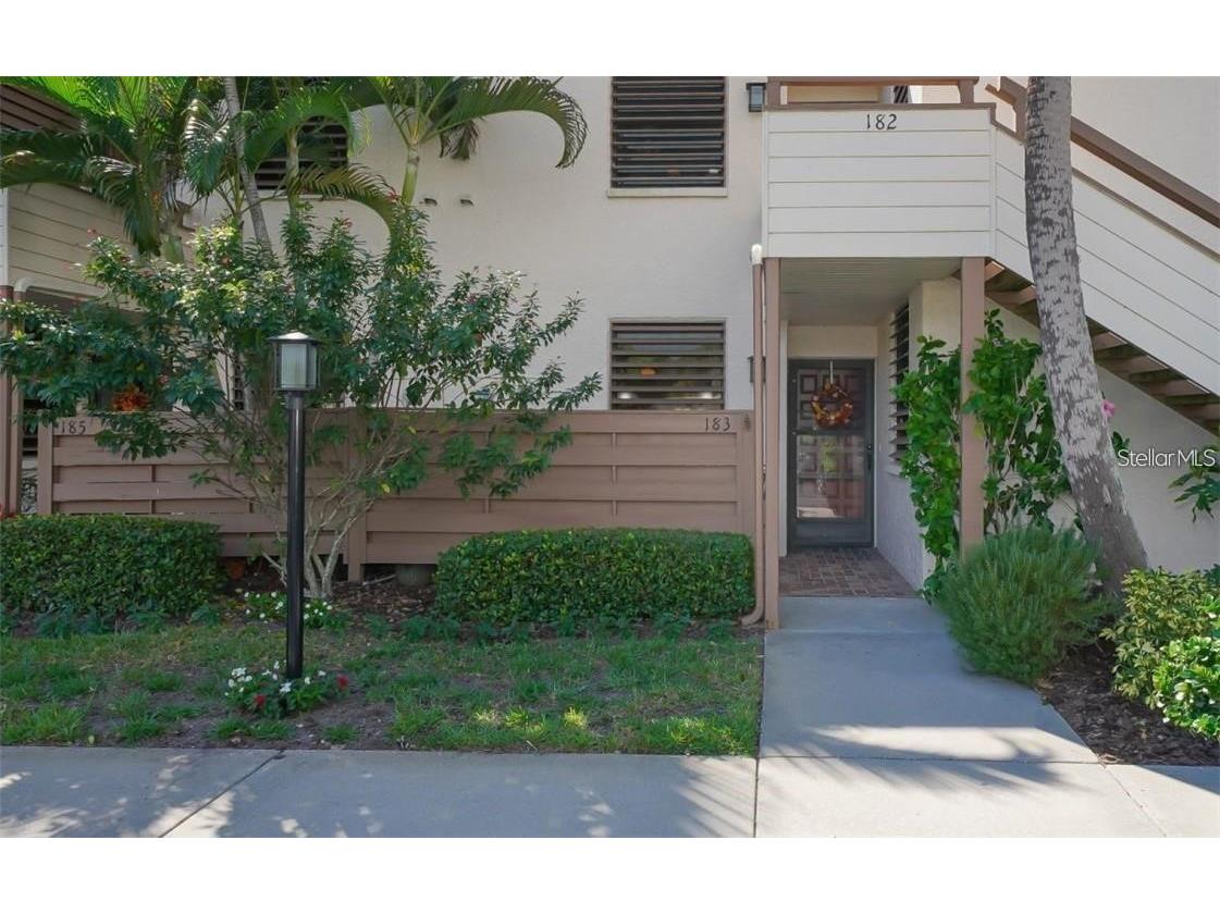 183 Pineneedle Drive Bradenton FL 34210 A4687353 image2